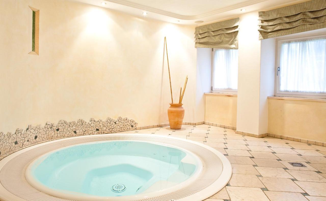 Hotel Mondschein Vipiteno Esterno foto