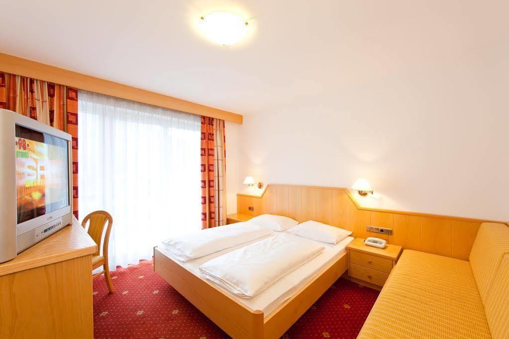Hotel Mondschein Vipiteno Esterno foto