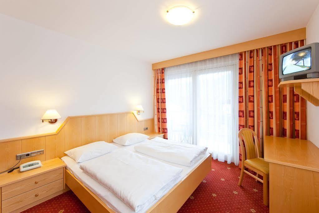 Hotel Mondschein Vipiteno Esterno foto